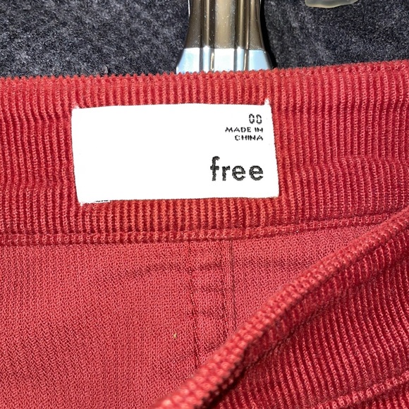 WILFRED FREE X ARITZIA RED CORDUROY SKIRT - Picture 3 of 3
